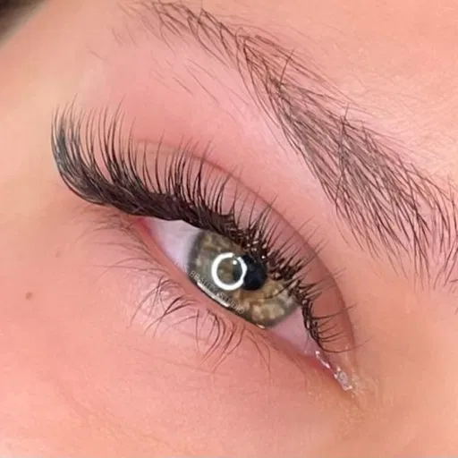 Extensions de cils - Pose mixte